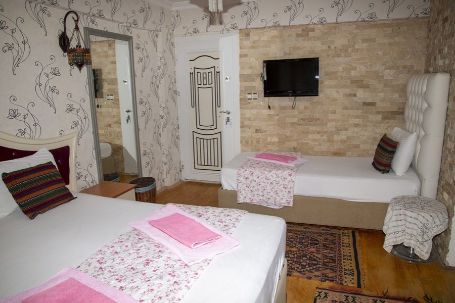 Üç Kişilik Aile Odası